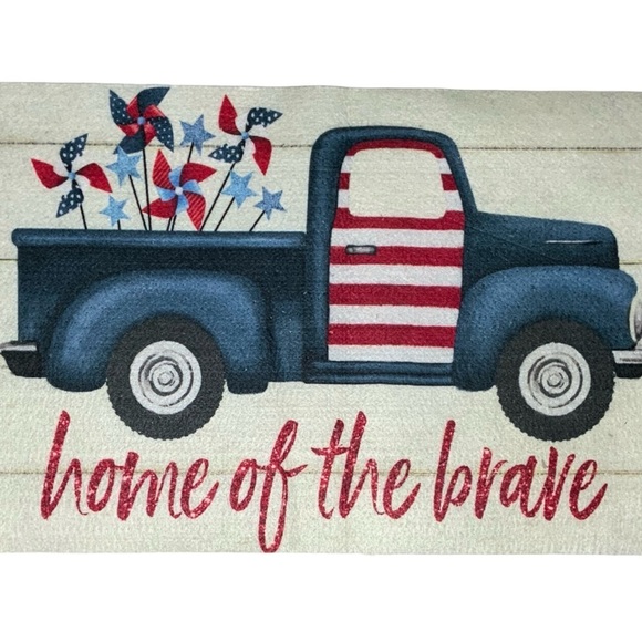 Patriotic Rug Accent Mat Americana Retro Nostalgic Vintage Truck US Flag 17 x 28 - Picture 3 of 14